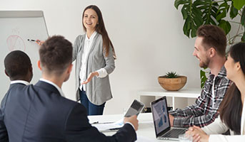 Školení, služby obchodu a poradenství